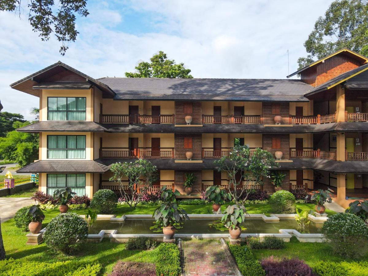 Phumontra Resort Накхон-Найок Екстер'єр фото